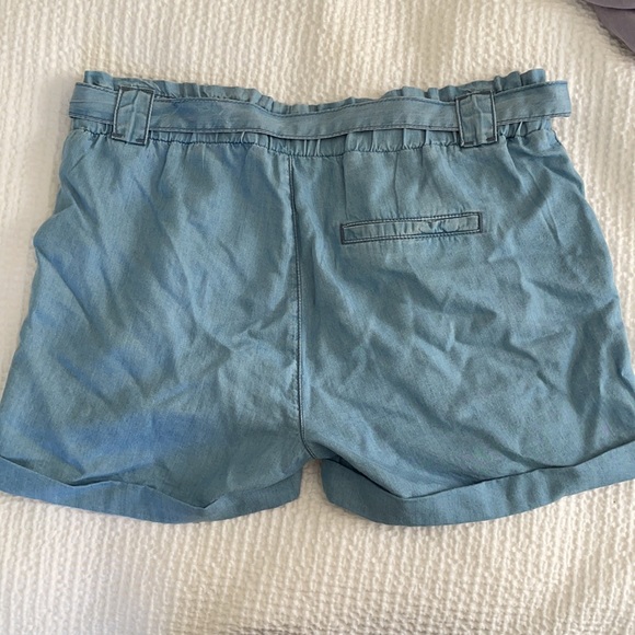 Maternity Paperbag Shorts - Picture 2 of 3